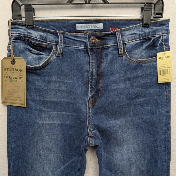 NWT Stetson High Rise Flare Jeans Womens 8 Reg Blue Denim Stretch 11-054-0921 - Picture 2 of 16